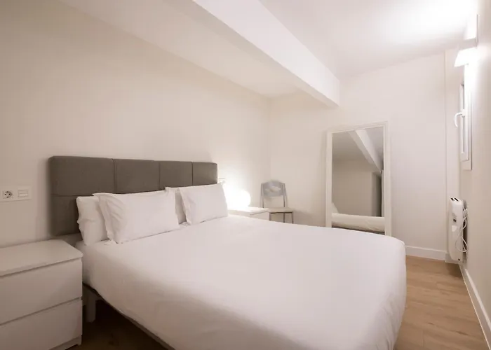 Surf Hideaway * San Sebastian