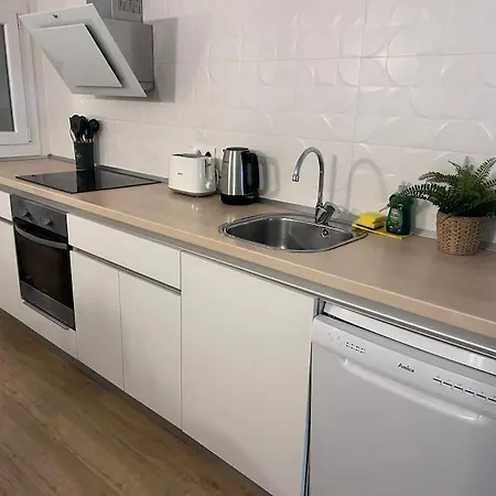 Surf Hideaway Apartment San Sebastian